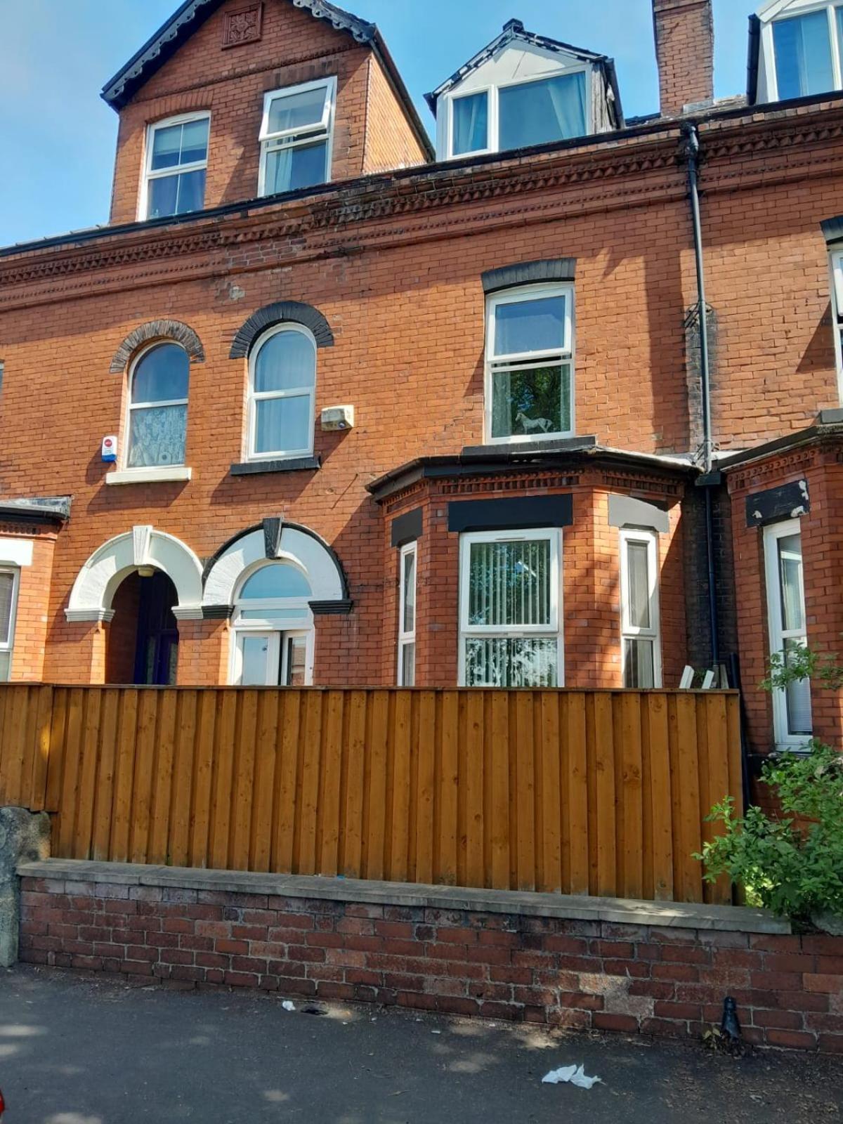 Monarch House Hotel Manchester Exterior foto
